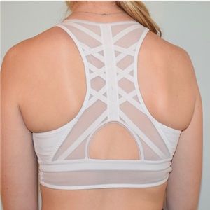 Lululemon - White Sports Bra Size 4